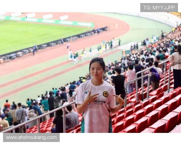 抖音足球明星配音热潮来袭听听他们如何为比赛增添魅力